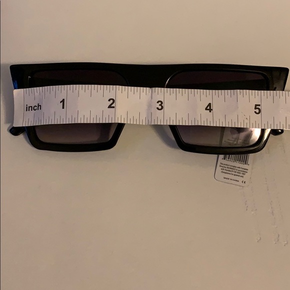 🆕 🆑 SUNGLASSES - Picture 5 of 7